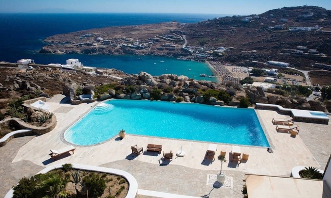 Plintri Villa | Chef included by Fantasia Villas: Paradiso Villa 13 bedrooms