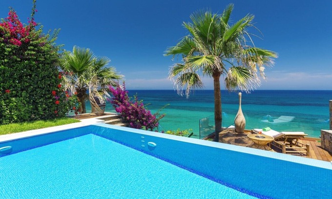 Tragaki Villa | Chef included by Fantasia Villas: The Presidential Spa Villa