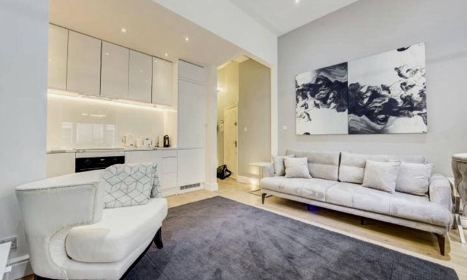 Earl's Court Apartment | Chelsea - 2Bed Apartment - sleeps 4 - Pet Friendly