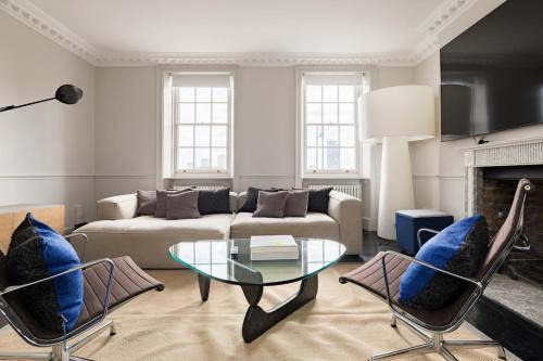 Chelsea Riverside House | Chelsea House on the Thames