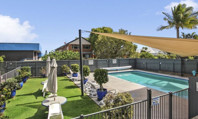 Kings Beach Apartment | Cheltenham Apartments Unit 7, 40 King St