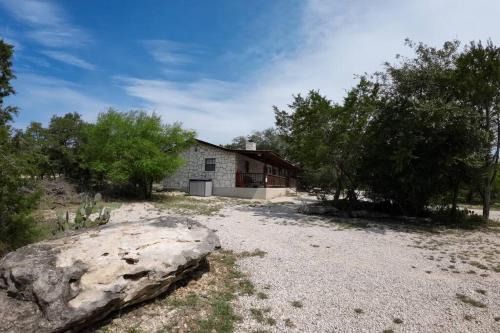 Concan House | Cherokee Oaks - Frio River Haven
