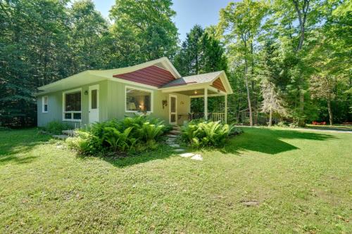 Fish Creek House | Cherry Cottage - Walk to Peninsula State Park!