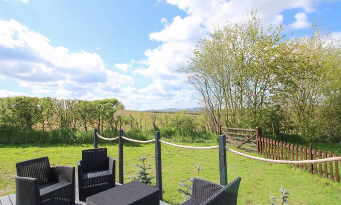 Lyth Hill Cottage | Cherry Pod 2