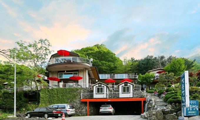 Gapyeong Apartment | Cheungpungmyungwol Pension
