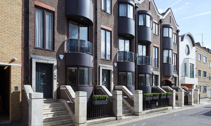 Brompton & Hans Town Apartment | Cheval Knightsbridge
