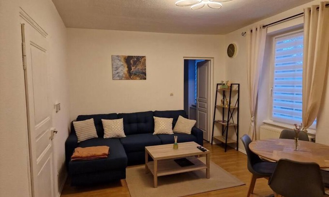 Quartier Saint-Leon Apartment | Chez Céline