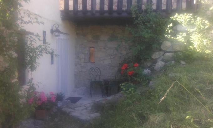 Rosans House | Chez Corban