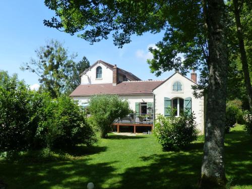 Marigny-le-Cahouet Bed & Breakfast | CHEZ d'eau