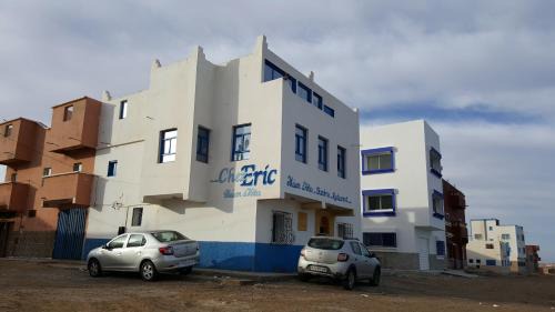 Akhfenir House | Chez Eric