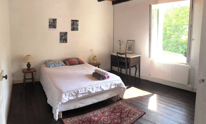 Fresse-sur-Moselle Bed & Breakfast | Chez Gaston : Chambre Privée Isaac - Vue Rivière