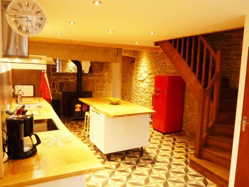 Voiteur House | Chez Henriette