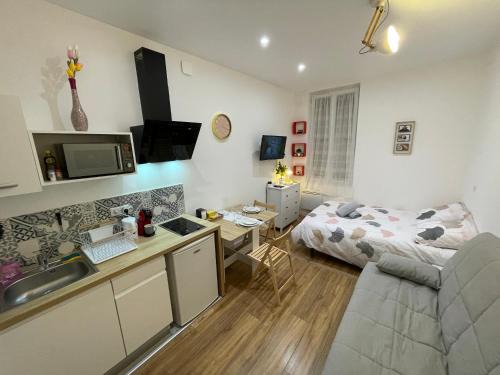 Centre Ville Apartment | Chez Jean-Yves et Zoé - LA DOLCE VITA - Au calme, Très propre, Proche parkings