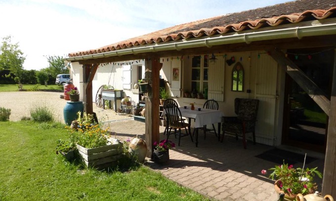 Charroux Bed & Breakfast | Chez Kate