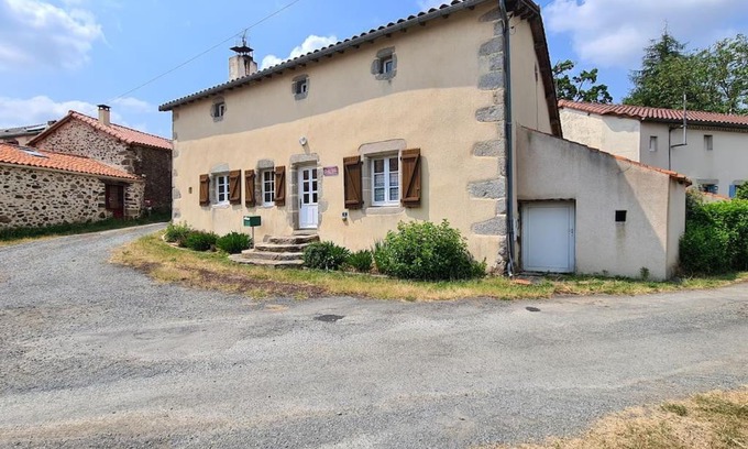 Saint-Mesmin House | Chez Lili Maison de campagne gîte familial