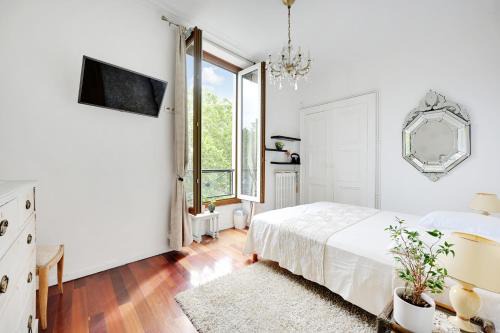 Quartier de la Folie-Mericourt House | Chez Maguy
