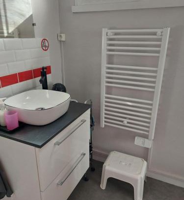 Pin - Vert Galant Bed & Breakfast | Chez Marie Claude