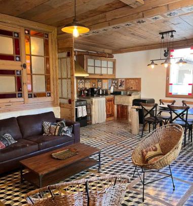 Saint-Laurent-d'Aigouze House | Chez max