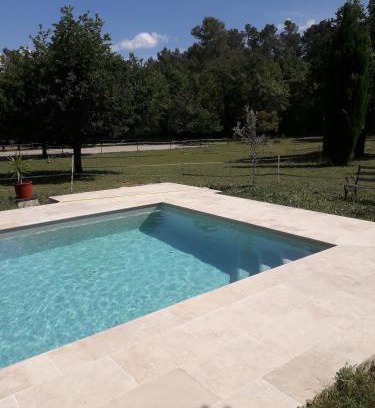Le Luc Bed & Breakfast | Chez Nathalie