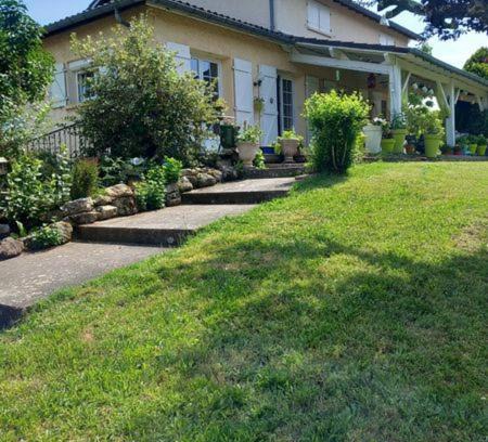 Montdragon Bed & Breakfast | Chez Pepette et Serge