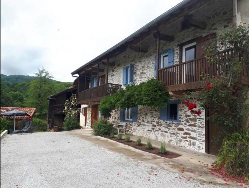Chein-Dessus House | Chez Sagaret