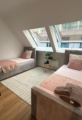 Postel Apartment | Chez soi