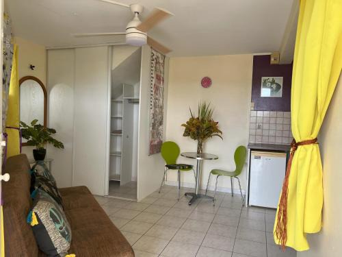 Tartane Apartment | Chez Toi