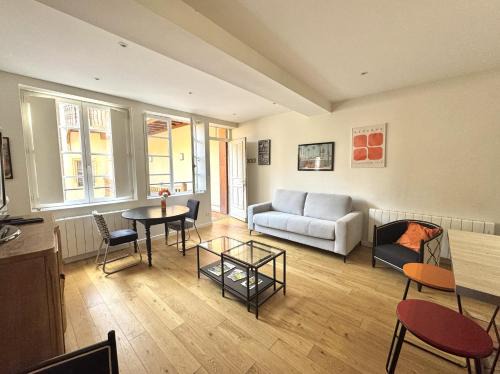 Chalon-sur-Saone Apartment | Chez Ysa Coeur de Chalon Calme et lumineux