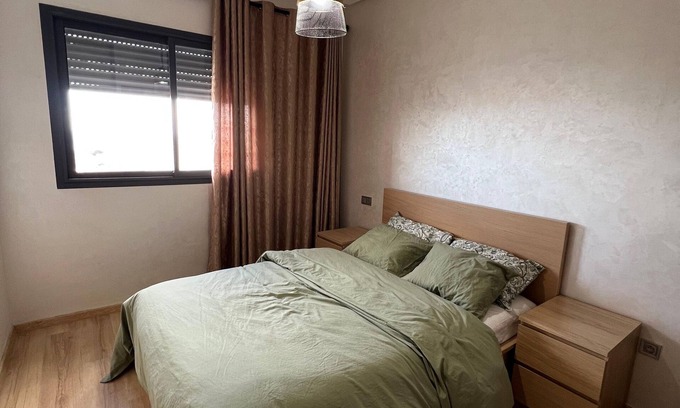 Ain Harrouda Apartment | Chic 1-bedroom apartment with AC, in phenomenal Âïn-Harrouda