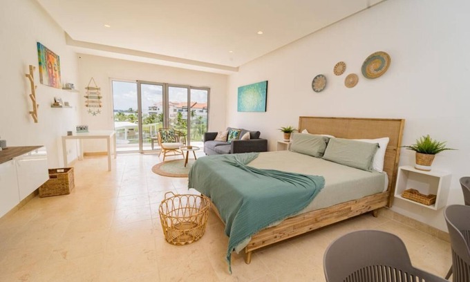 Cap Cana Marina Apartment | Chic 1-bedroom estudio with AC, WIFI private beachview in fabulous Punta Cana