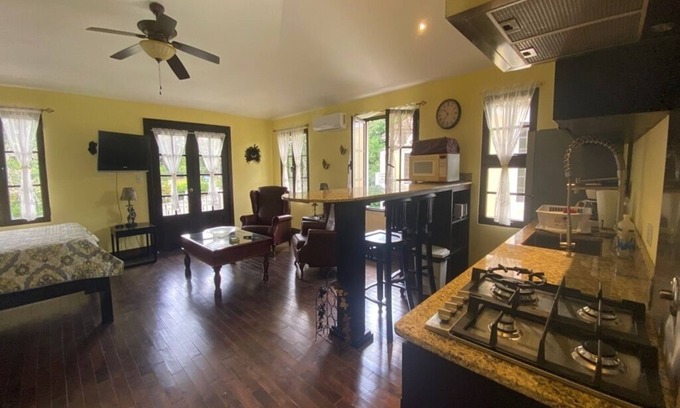 Santa Clara Apartment | Chic 1-bedroom with WiFi and AC in enchanting Río Hato