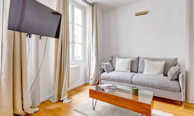 Quartier du Gros-Caillou Apartment | Chic 1BR Flat by the Eiffel Tower Sleeps 4