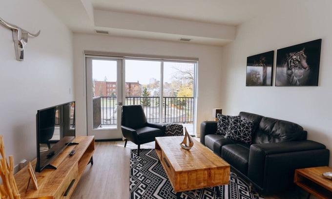 Winnipeg Apartment | Chic 1BR Heaven Near Osborne Village and The Forks