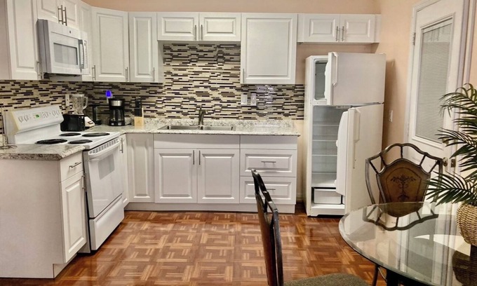 St. Cloud Apartment | Chic 2-Bedroom Apartment in Charming St. Cloud 25 miles to Disney