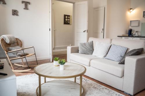Castelnaudary Apartment | CHIC ANDREOSSY-COSY-AUTHENTIQUE-WI-Fi-Vélo