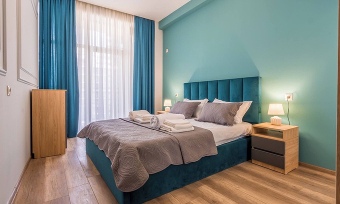 Saburtalo Condo | Chic, Brand-New Condo Close to Metro Station – Convenient & Comfortable Stay