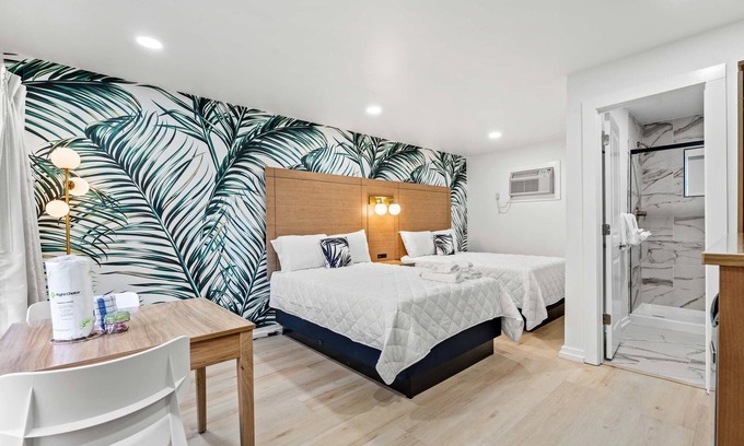 North Myrtle Beach Apartment | Chic Coastal Studio| 2 Beds | Steps From The Beach