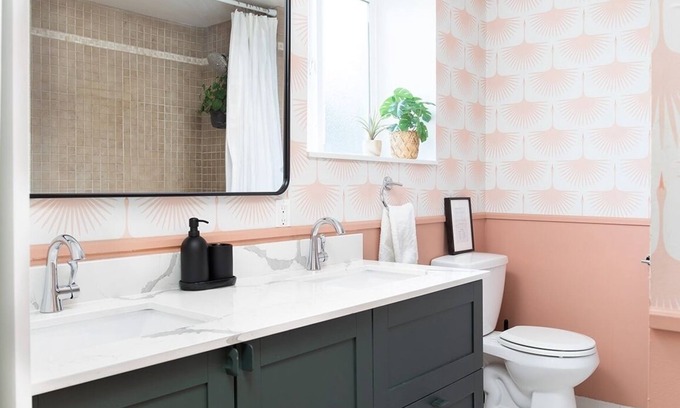 North Admiral Apartment | Chic & Cozy 2BR Walk to Ferry via Seattle & Dining Nearby