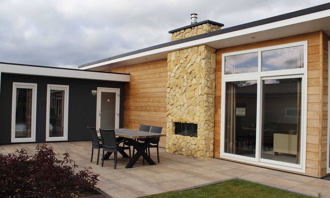Gasthuis House | Chic Home With Sauna