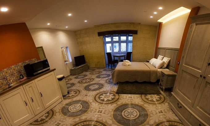 Temara Hotel | Chic hotel in fantastic Rabat with fitness room, WiFi, AC