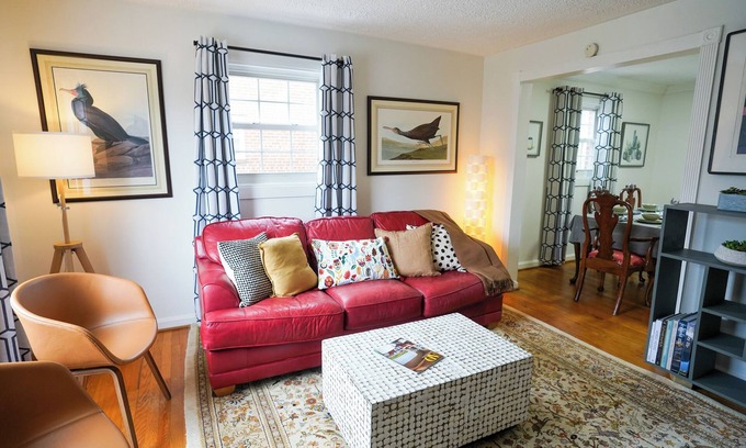 Del Ray House | Chic house in the heart of Del Ray Alexandria