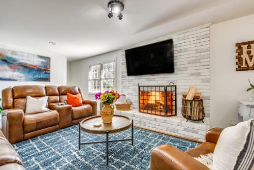 Marietta House | Chic Marietta Getaway with Fire Pit and Grill!
