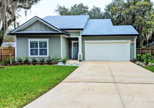 St. Augustine House | Chic Modern new home in St Augustine gameroom-spotless