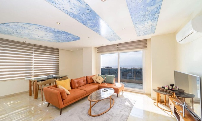 Kargicak Apartment | Chic Seaview Flat Near New Year Market in Alanya