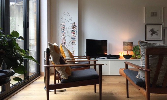 Hackney House | Chic Townhouse