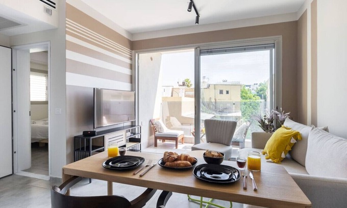 Florentin Apartment | Chic Urban Getaway with Balcony