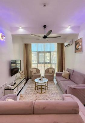 Dar es Salaam Apartment | Chic Urban Retreat manolo stay