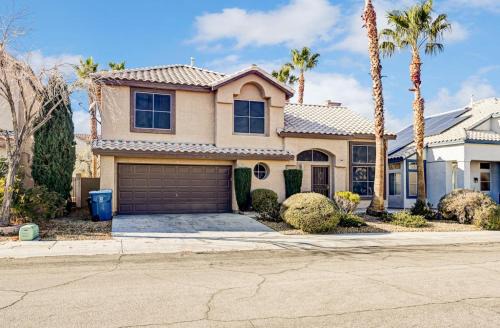 Summerlin House | Chic Vegas Retreat: Near Top Attractions
