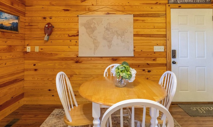 Graysville Apartment | Chickamauga Creek Retreat-Mins to Chattanooga