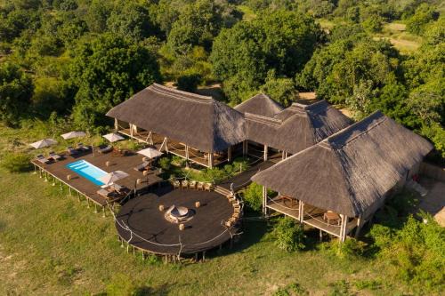 South Luangwa National Park Cabin | Chikunto Safari Lodge